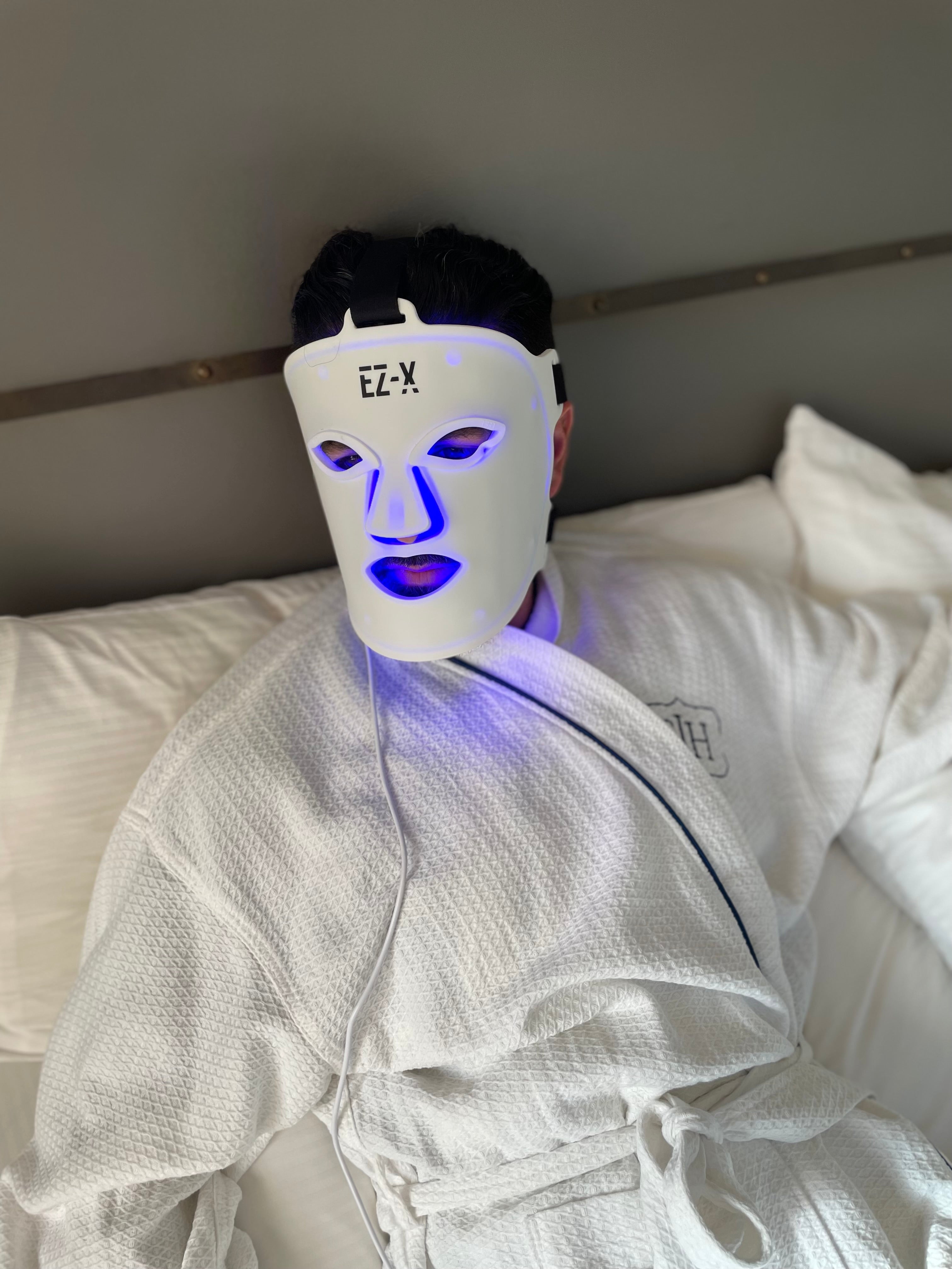 EZ-X Pro LED Mask