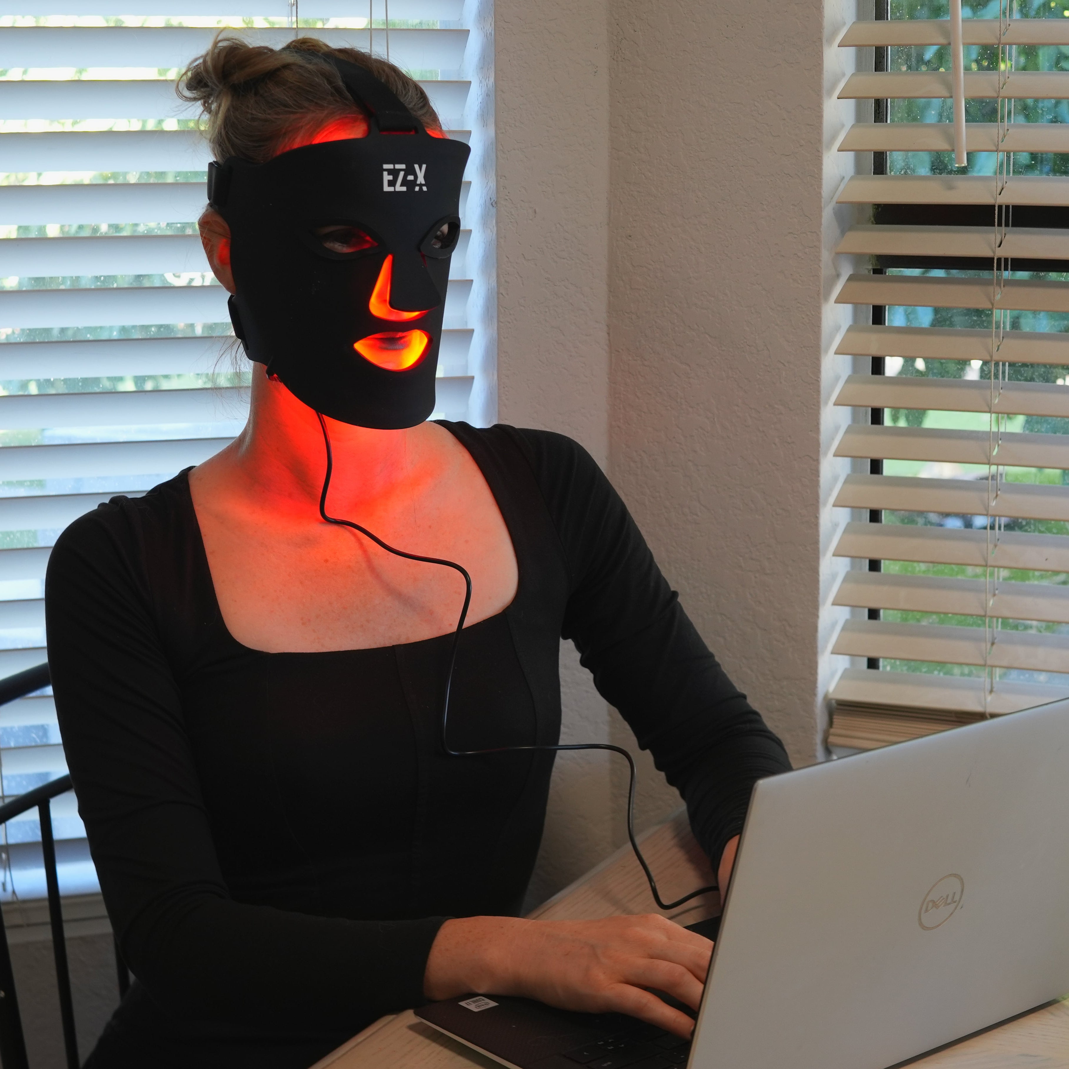 EZ-X Pro Red Light Mask